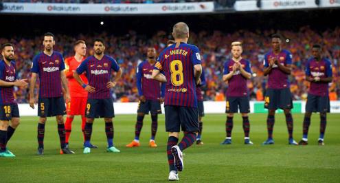 تقرير.. بعد رحيل الرسام.. 5 مرشحين لحمل "ريشة" إنييستا في برشلونة